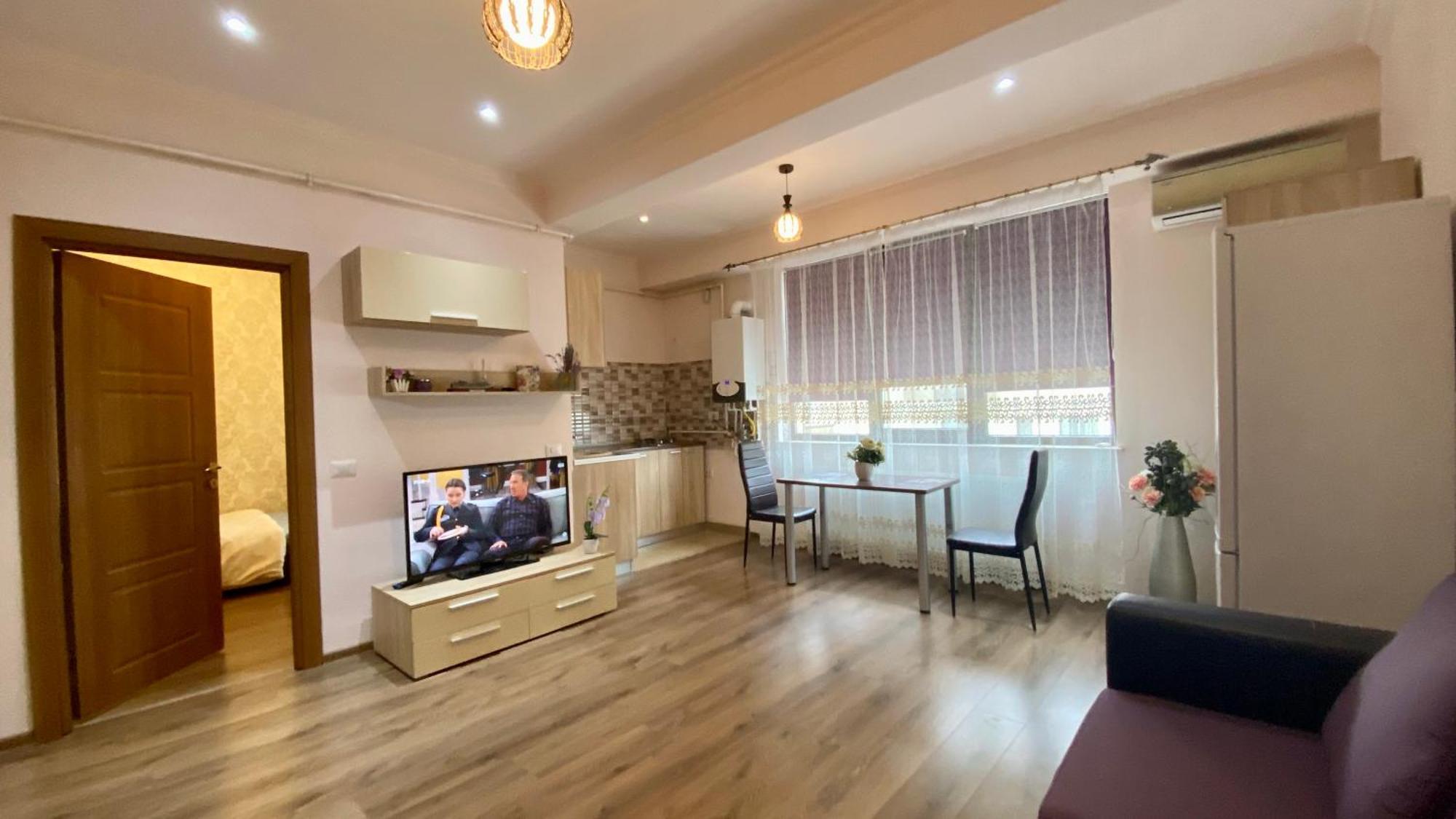 Solid 387 * Mamaia